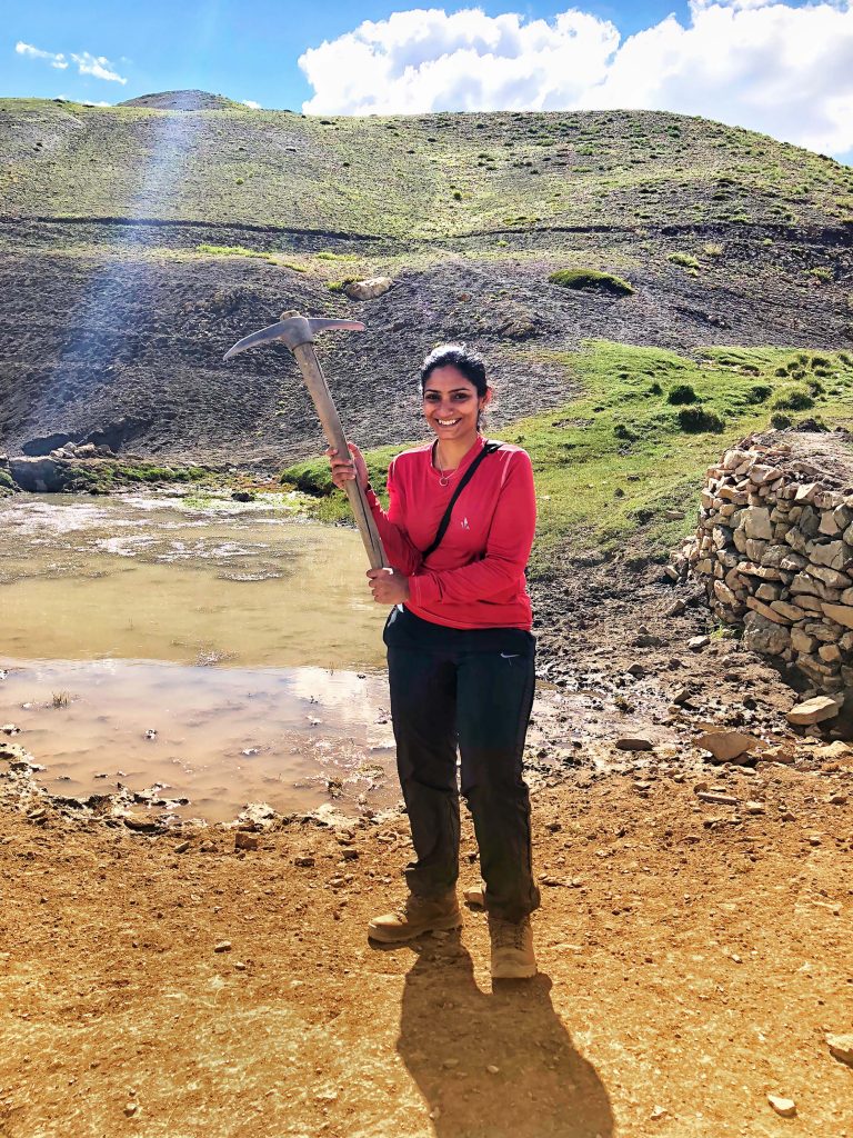 volunteering, spiti, travel, pickaxe